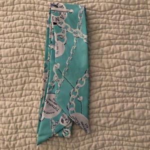 Gorgeous Tiffany & Co. scarf.